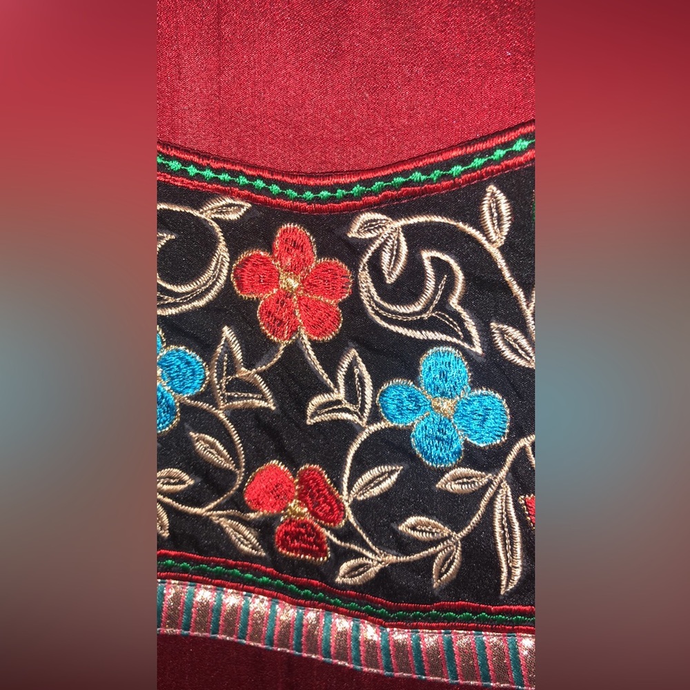 Tunic - Picture 8 of 8